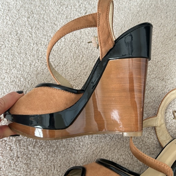 Heels - Picture 3 of 4